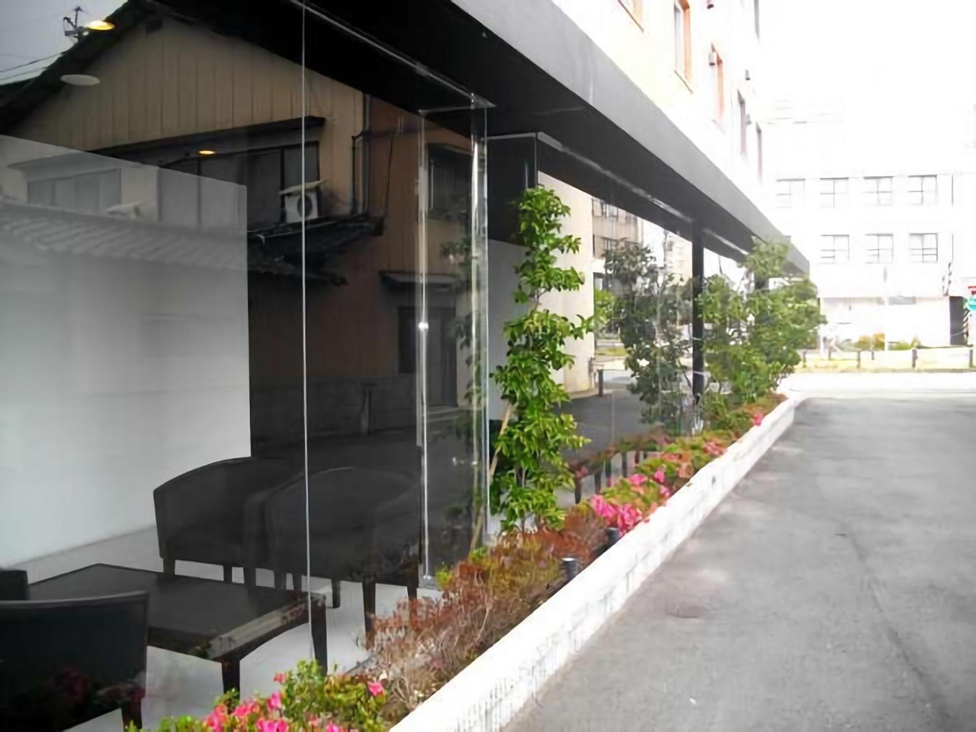 Green Rich Hotel Tosu Ekimae Εξωτερικό φωτογραφία