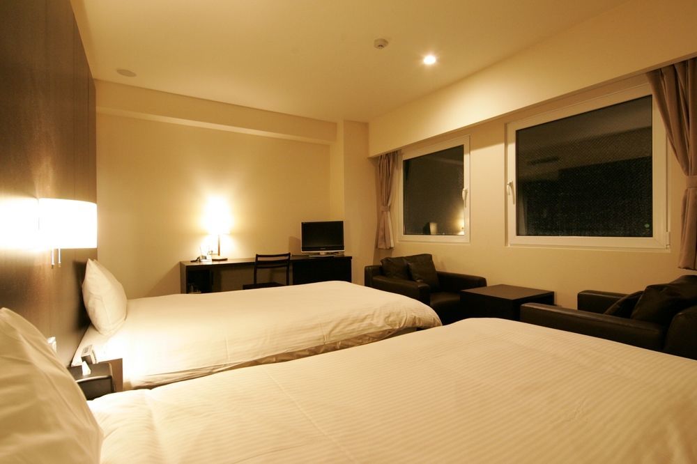 Green Rich Hotel Tosu Ekimae Εξωτερικό φωτογραφία