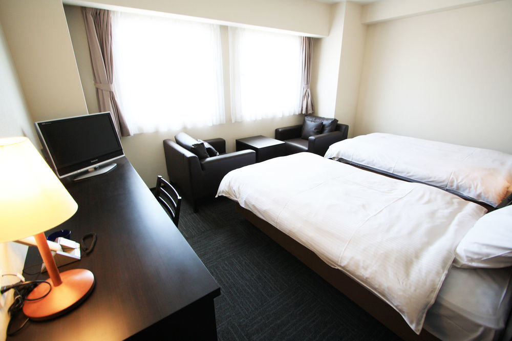 Green Rich Hotel Tosu Ekimae Εξωτερικό φωτογραφία
