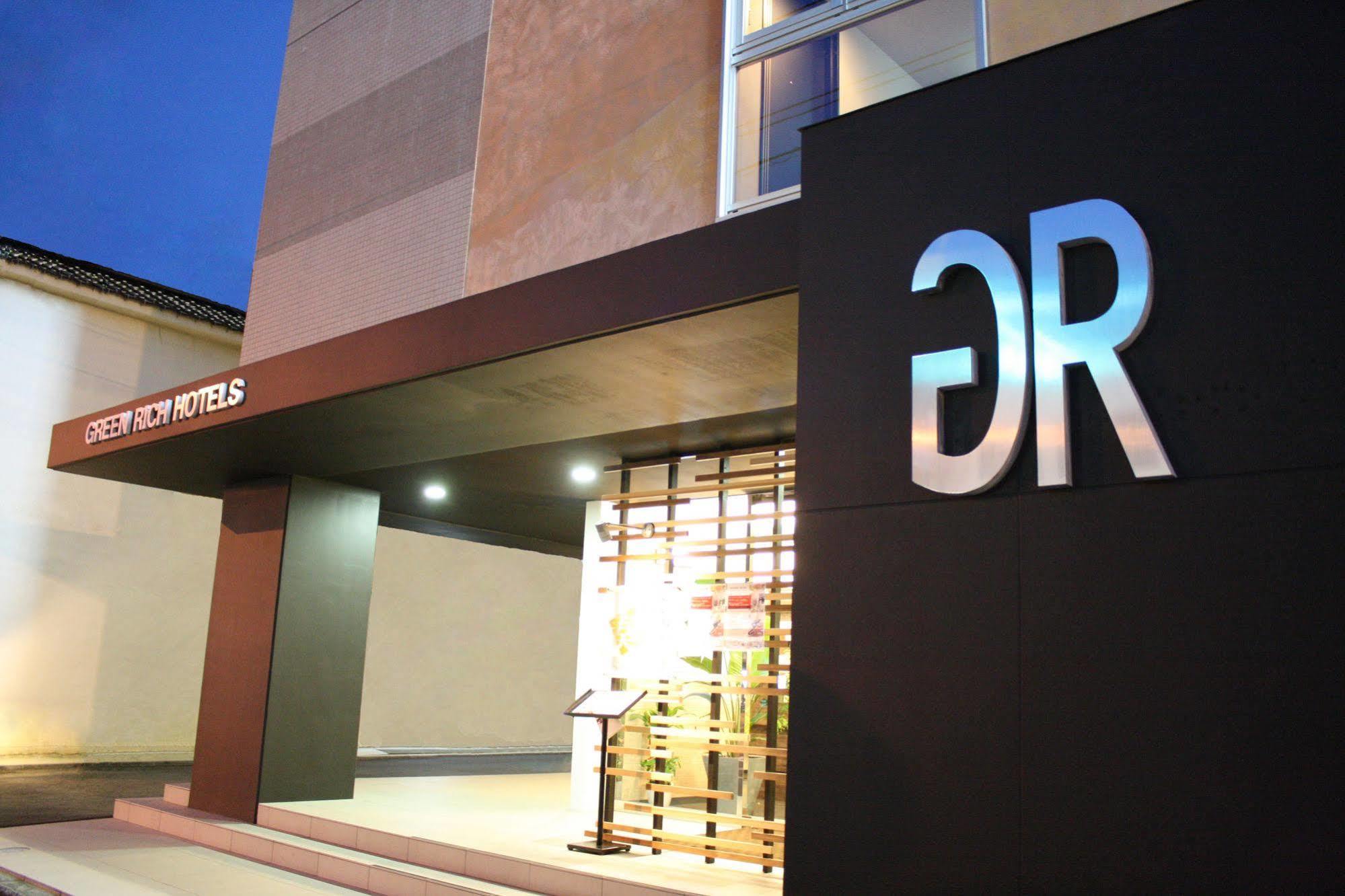 Green Rich Hotel Tosu Ekimae Εξωτερικό φωτογραφία