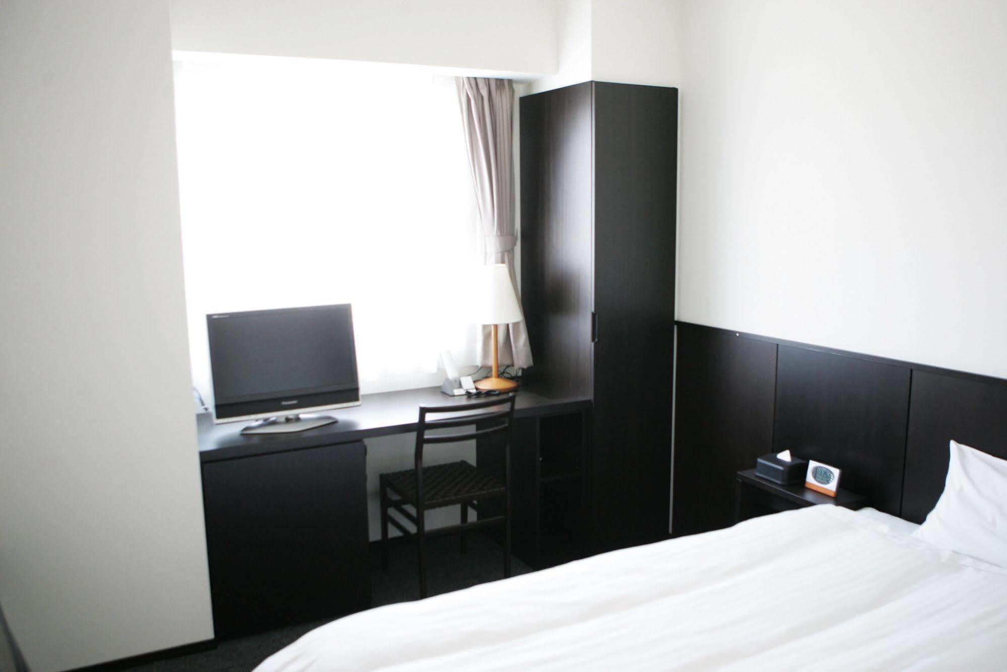 Green Rich Hotel Tosu Ekimae Εξωτερικό φωτογραφία