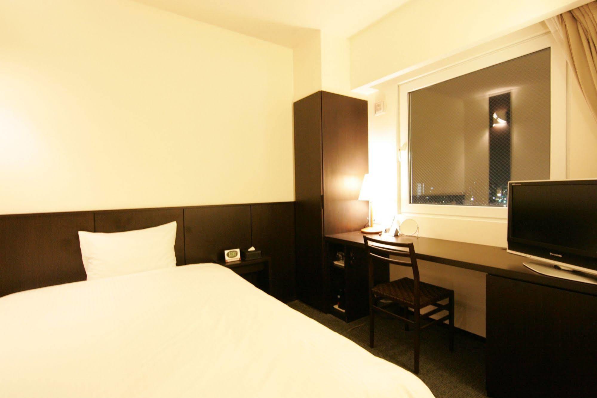 Green Rich Hotel Tosu Ekimae Εξωτερικό φωτογραφία